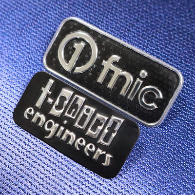 เหล็กบน TPU แพทช์การถ่ายทอดความร้อน ผู้ผลิต ใบป้ายการถ่ายทอดความร้อน TPU แบบพิมพ์ 3 มิติแบบกําหนดเองสําหรับเสื้อ