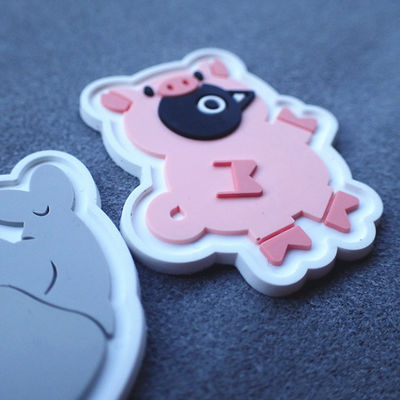 3D Carton Animal Die Cut ODM โลโก้ฉลากเสื้อผ้า