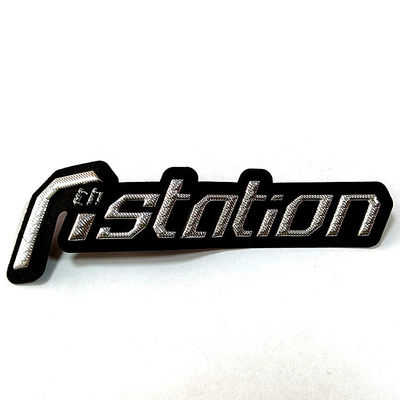 ความร้อนกด 3D Tpu Patch เสื้อผ้าโลโก้ตรา Applique ออกแบบเอง